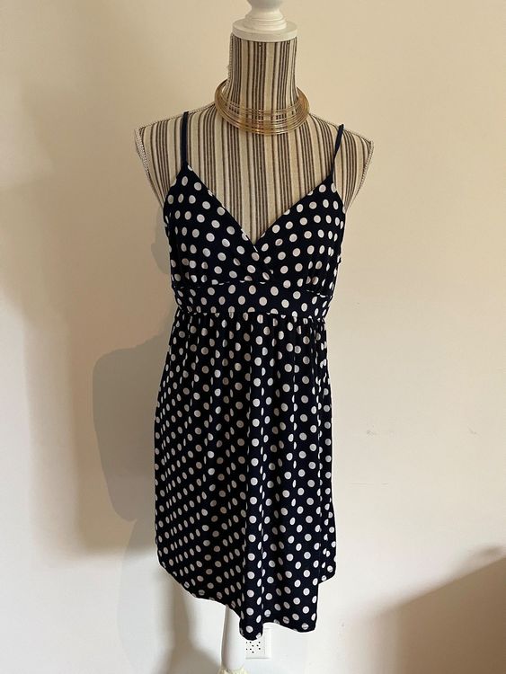 Robe noir avec points blancs Kaufen auf Ricardo