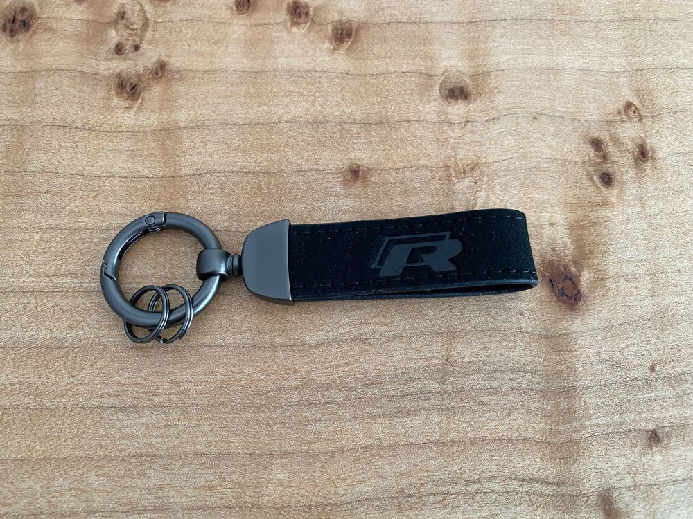 Schlüsselanhänger Alcantara VW Golf Passat R Line NEU Kaufen auf Ricardo