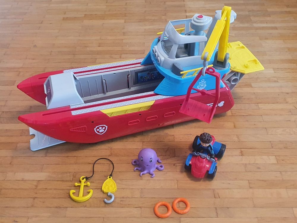 Paw Patrol Sea Patroller Boot mit 2 Autos (Gebraucht) in Niederdorf für
