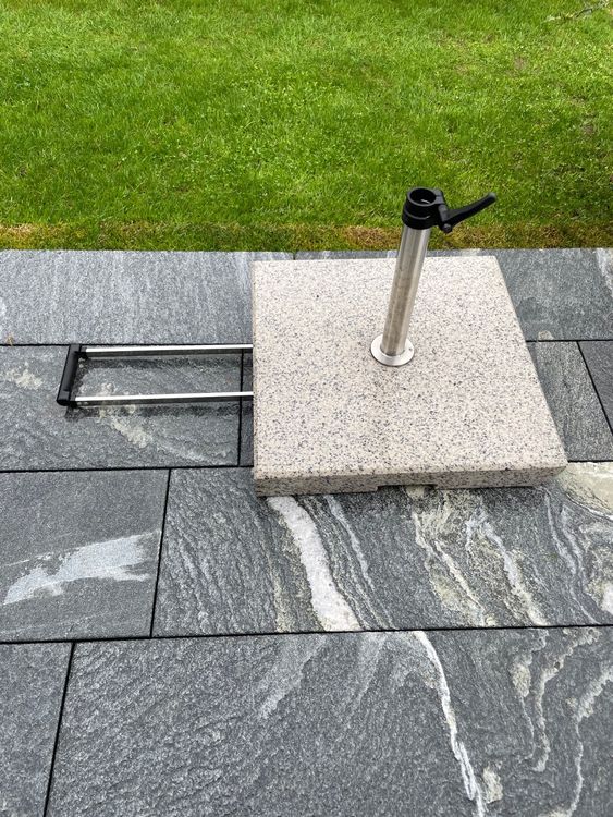Granitsockel mit Rollen für Sonnenschirm Glatz Alu Twist | Comprare su Ricardo