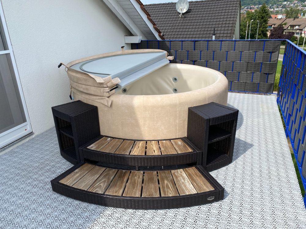 SOFTUB Resort 300+ Kaufen auf Ricardo