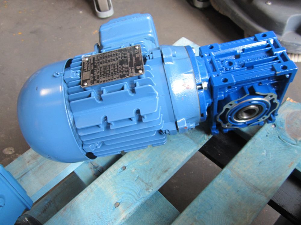 elektromotor-mit-getriebe-neu-acheter-sur-ricardo