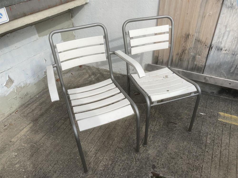 2 Gartenstühle Stuhl aus Räumung Bigla ? 1