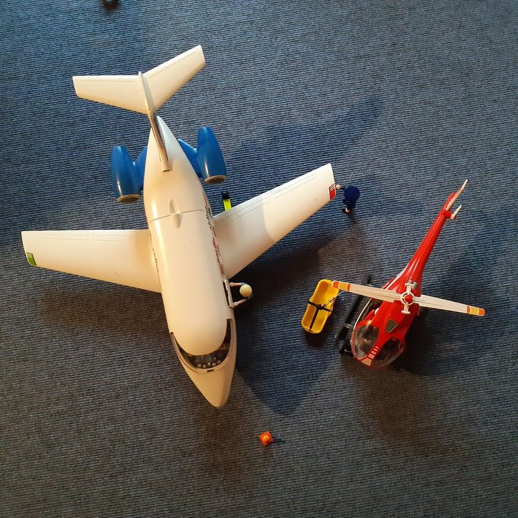 Playmobil Flugzeug und Heli | Kaufen auf Ricardo