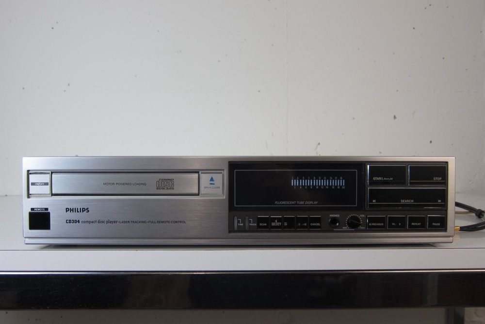 Philips CD 304 High End CD Player Silber Kaufen auf Ricardo