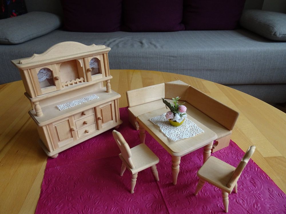 Quintrost Miniatur Esstisch 1:12 Für Puppenhaus - Holz Möbel Für DIY Projekte