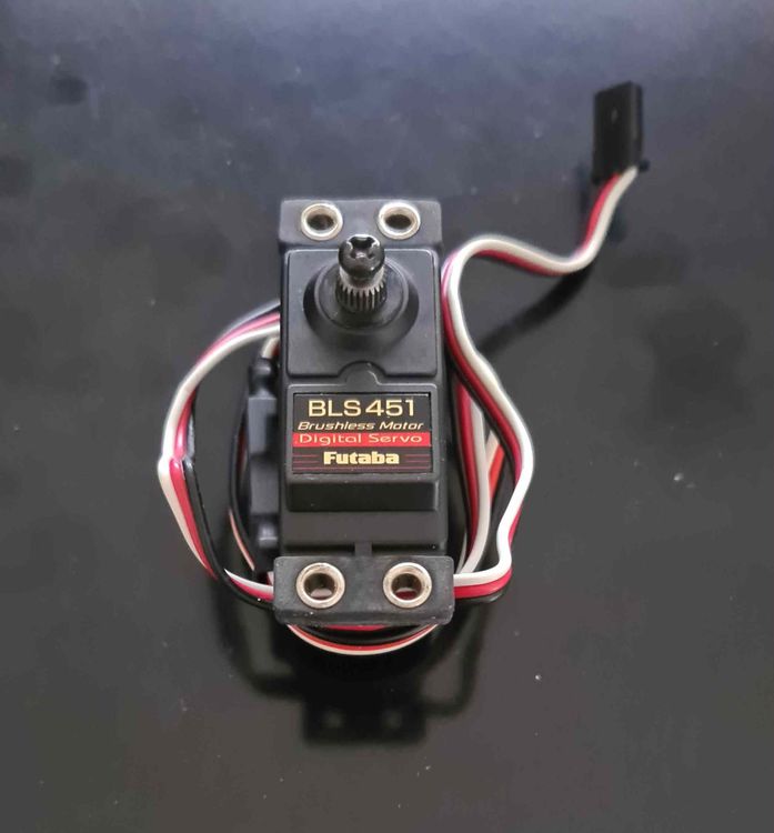Futaba BLS451 Servo Kaufen auf Ricardo