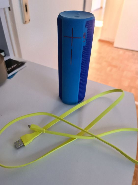 Enceinte UE Boom 2 Bleu et Rouge Kaufen auf Ricardo