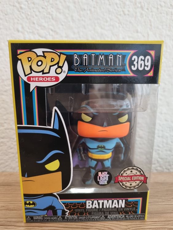 Funko Pop Batman 360 (Black Light Glow, Special Edition) Kaufen auf