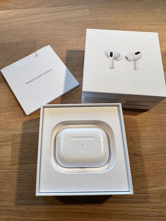 Apple AirPods Pro RECHTS mit Wireless Charging Case Kaufen auf Ricardo