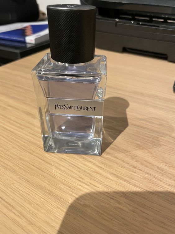 Das Yves Saint Laurent Y Men Eau de Toilette 60 ml Kaufen auf Ricardo