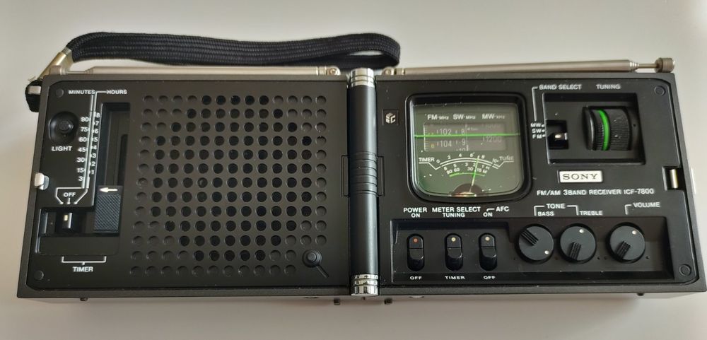 SONY VINTAGE RADIO RÉVEIL NUMÉRIQUE ANNÉES 1970 ICF-C800W À SEMI