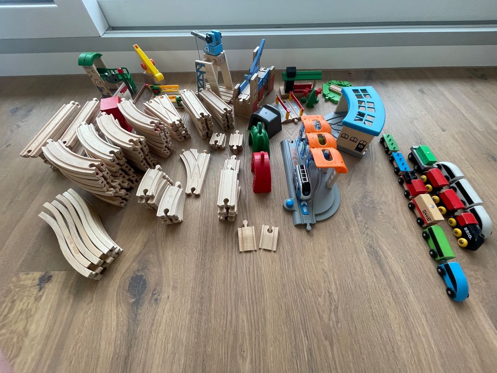 Grosse Brio & IkeaBahn mit viel Zubehör Kaufen auf Ricardo