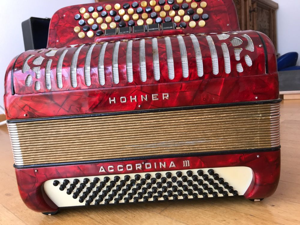 Hohner Accordeon Accordina III Kaufen auf Ricardo
