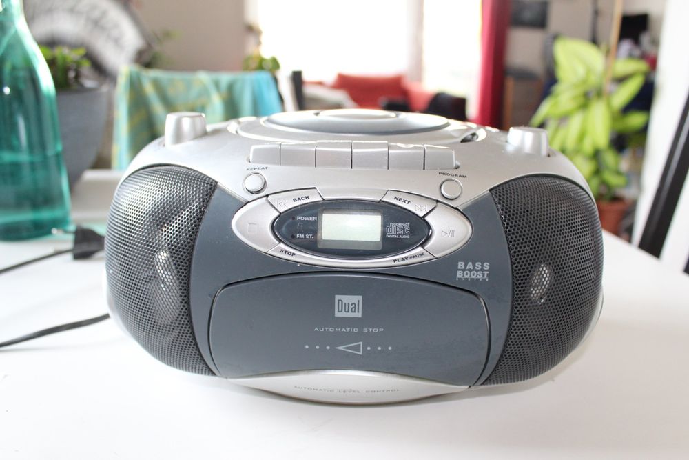 Radio & CDPlayer Kaufen auf Ricardo