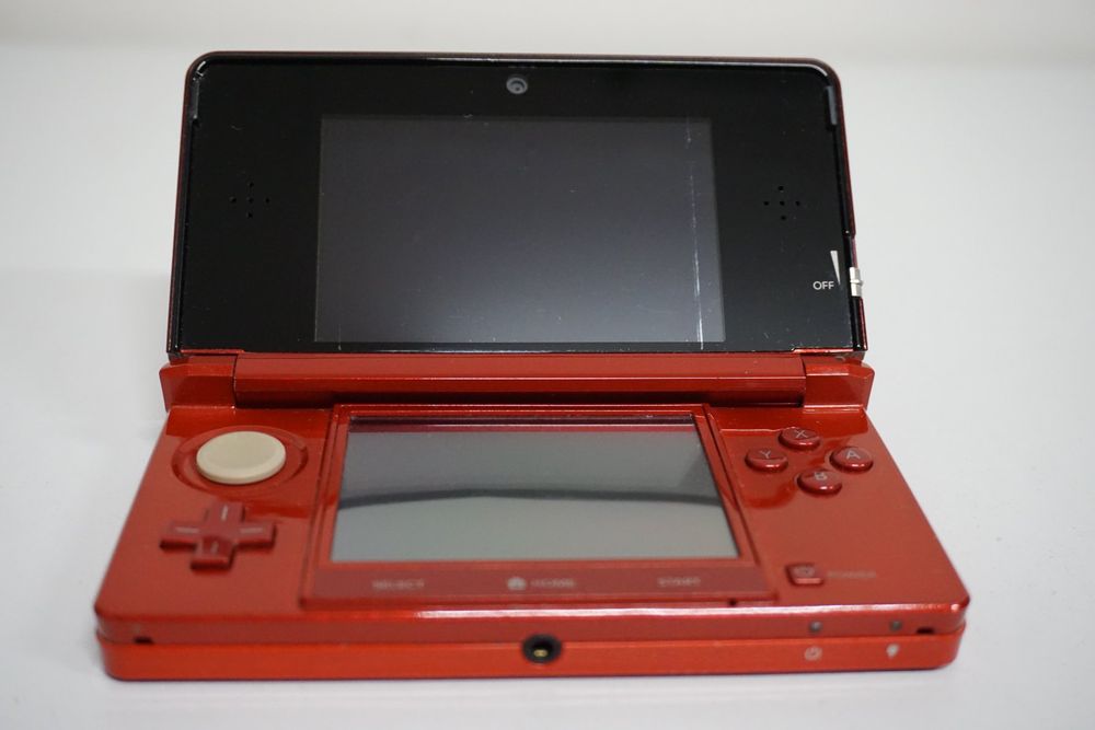 Nintendo 3DS Konsole in Metallic Rot / Red Kaufen auf Ricardo