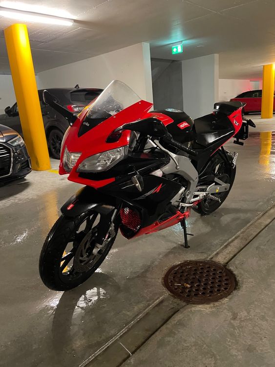 AHL Bremsbeläge Vorne Für Aprilia RS4 50/125 – Halbmetallisch, 69,2x51x8,2 Mm