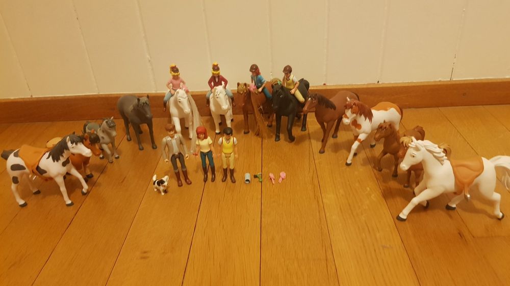 Preiser 1/87 Pr10500 - Hobbyreiter Figuren Pferde Und Reiter Für Modelleisenbahn H0 / HO