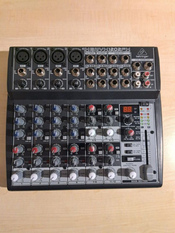 Behringer Xenyx 1202 FX inkl. Transportkoffer Acheter sur Ricardo