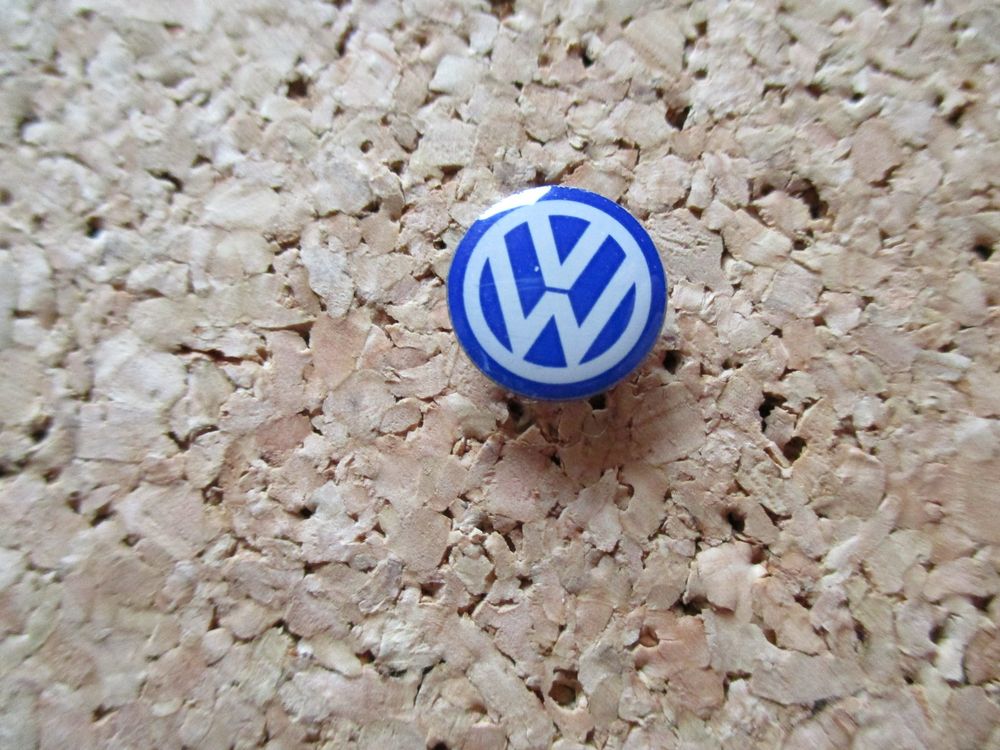 vw-logo-kaufen-auf-ricardo