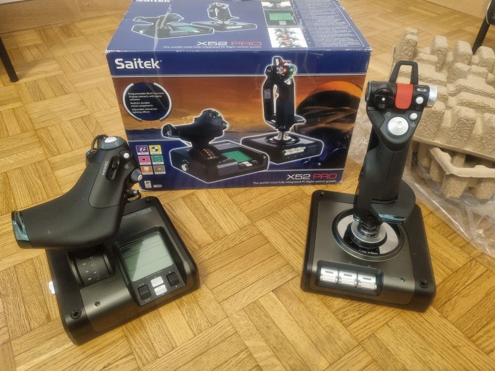 Saitek X52 PRO Professional H.O.T.A.S Joystick | Acheter sur Ricardo