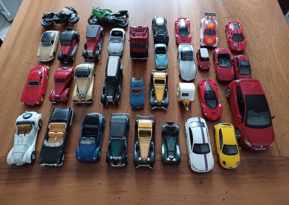 Spielzeug Autos 1