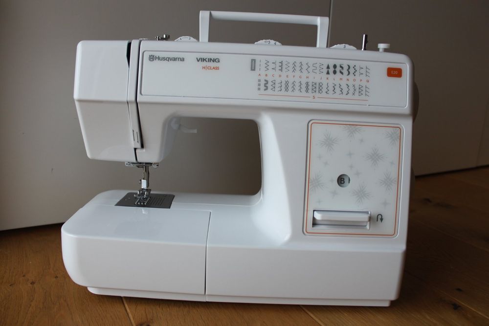 Husqvarna Viking H Class E20 Nähmaschine Comprare su Ricardo