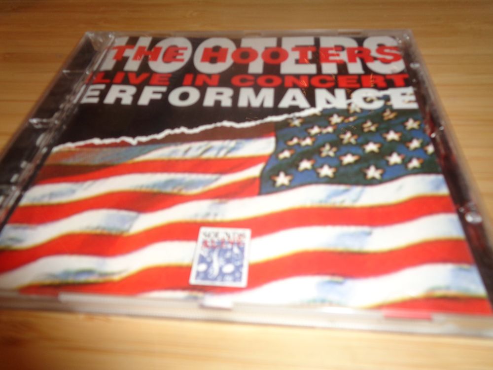 The Hooters - Live in Concert CD 1