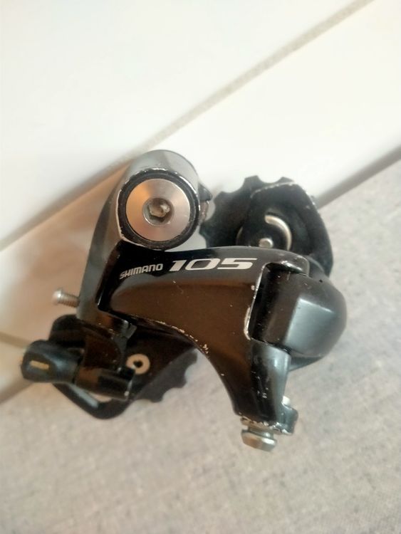 thumbnail image 2 of Shimano 105 RD-5800 Rear Derailleur Cable Barrel Adjuster – Y5YE98030 2 of 6