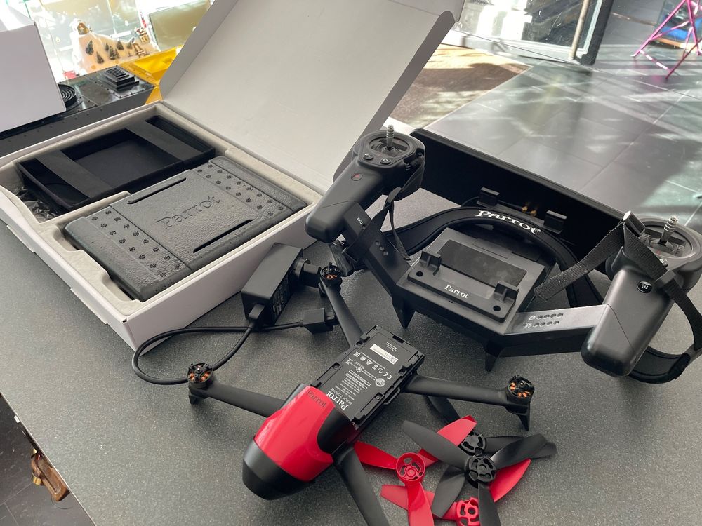 Parrot Bebop 2 Skycontroller NO AKKU Acheter sur Ricardo