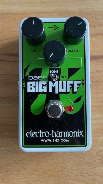 Electro Harmonix Bass Big Muff Pi – Nederland