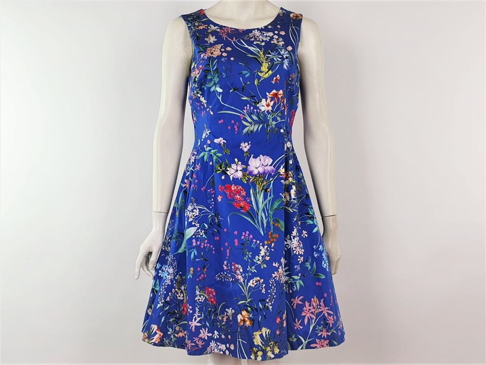 ORSAY - blaues Kleid mit Blumenmuster 1