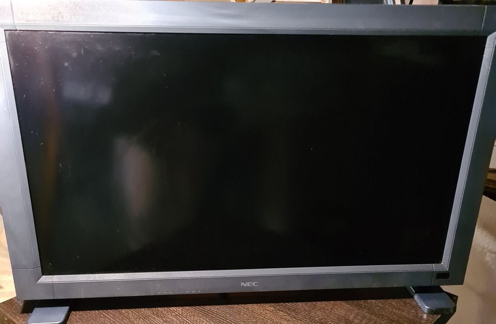 nec multisync lcd 3210