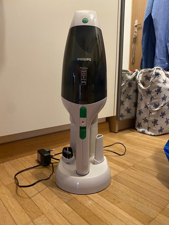 Philips MiniVac Handstaunsauger | Kaufen auf Ricardo