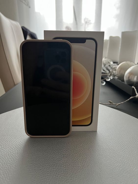 iPhone 12 in weiss 128 GB Acheter sur Ricardo