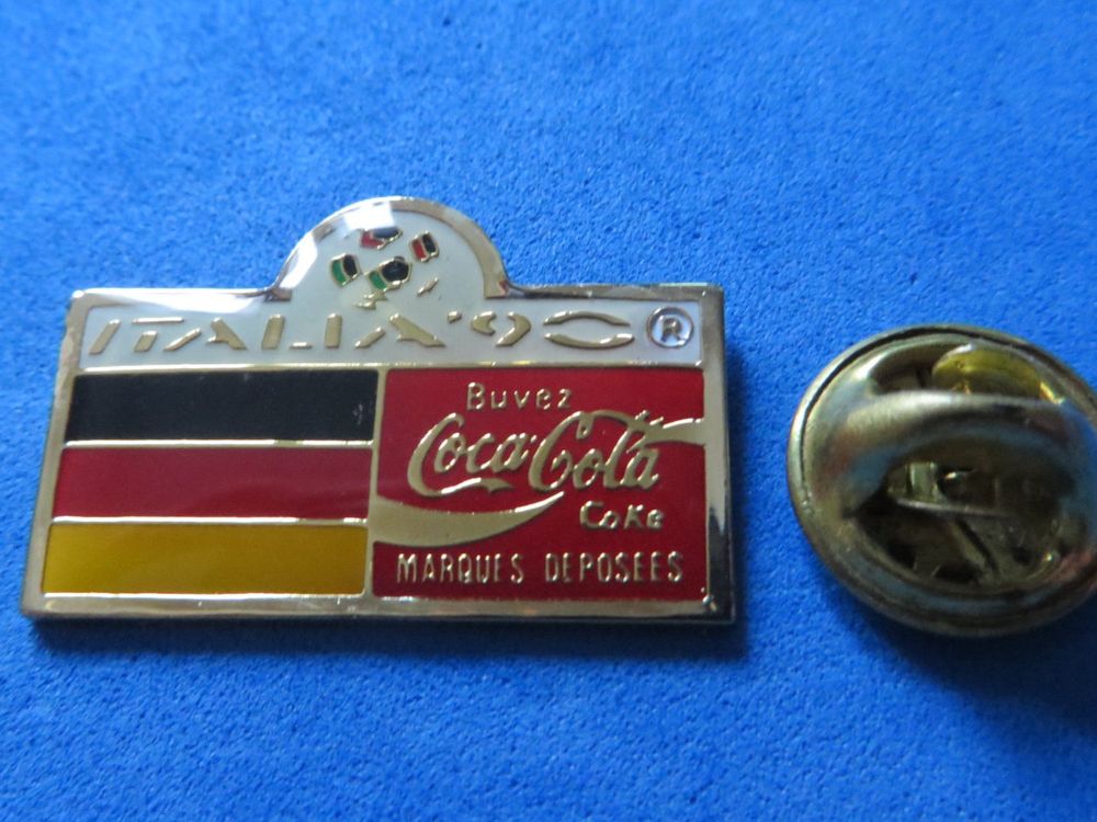 3 PINS FOOTBALL World Cup Italia 90 EUR 14,95 - FR