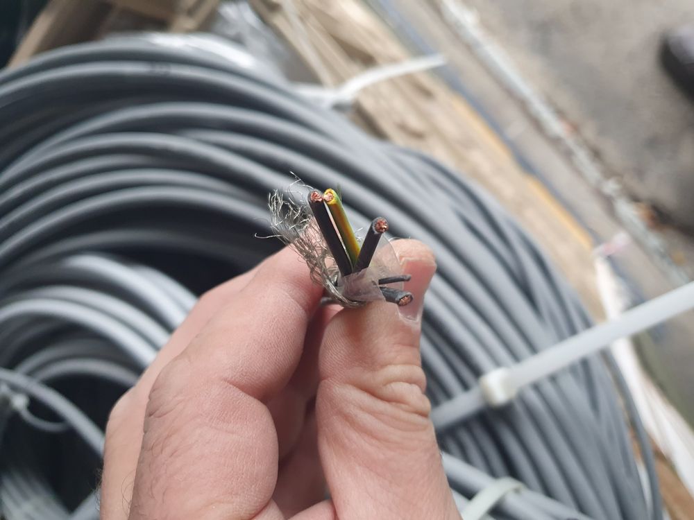Kabel 4x1.5 4G1.5 4x1.5mm² 3LPE 49m | Kaufen auf Ricardo