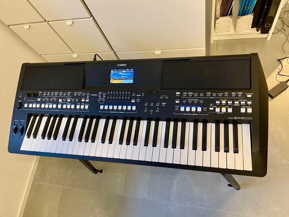 Yamaha PSRSX 600 Keyboard Workstation Kaufen auf Ricardo