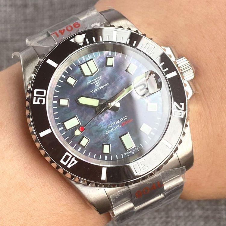 Montre Automatique Seiko NH35 – Boîtier Acier Inox, Verre Saphir, étanche 100m, Style Classique