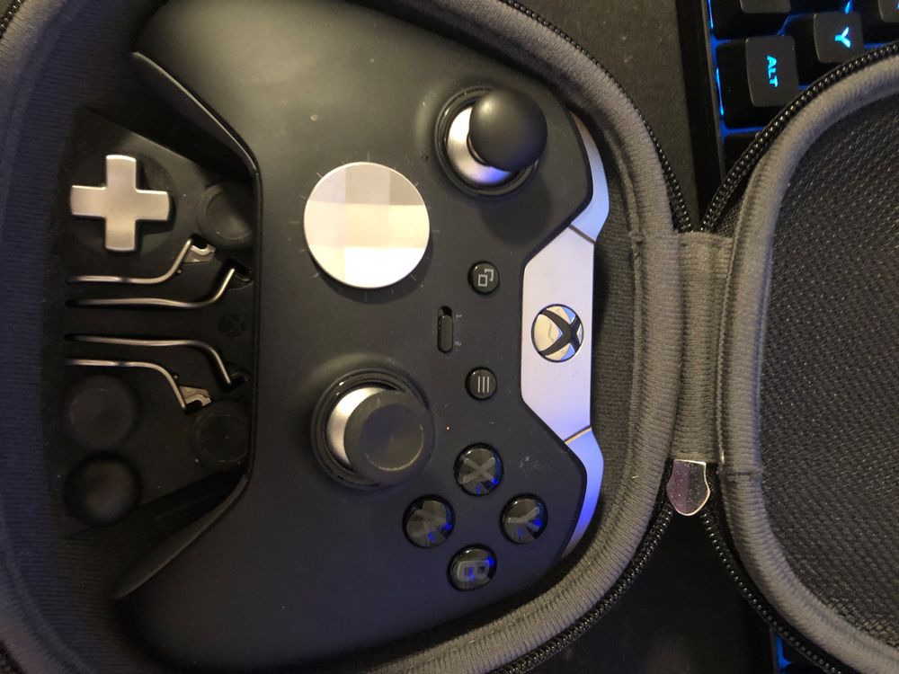 Xbox Elite Controller Kaufen auf Ricardo
