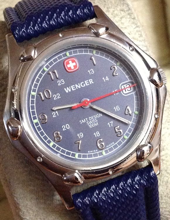 WENGER swissmade Herrenuhr ( Neue Preise 295 CHF ) Acheter sur Ricardo