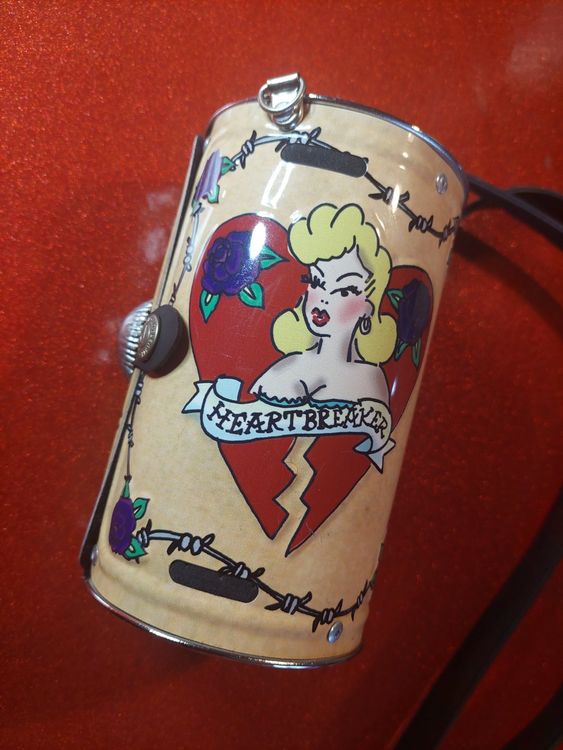 Pinup purse tin tattoo old school rockabilly Kaufen auf Ricardo