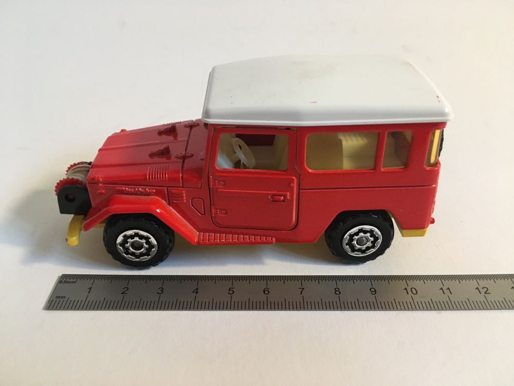 Jouet Majorette Toyota Land Cruiser Racing Team - Échelle 1:36 - Made In France - Occasion