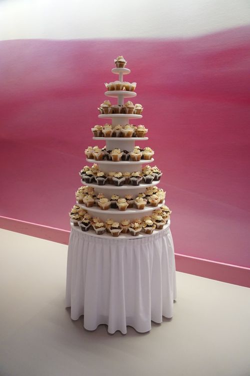 Juexica Set Mit 4 Hölzernen Cupcake-Ständern – Stapelbar, Mit LED-Lichtern, Für Hochzeiten & Partys