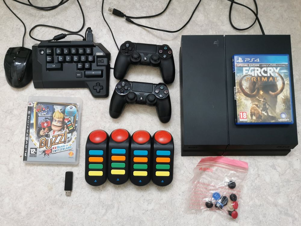 Sony Playstation 4 Model CUH1216B 1TB inkl. Zubehör Kaufen auf Ricardo