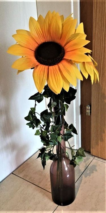 Spezielle Vase und Sonnenblumen ... | Kaufen auf Ricardo