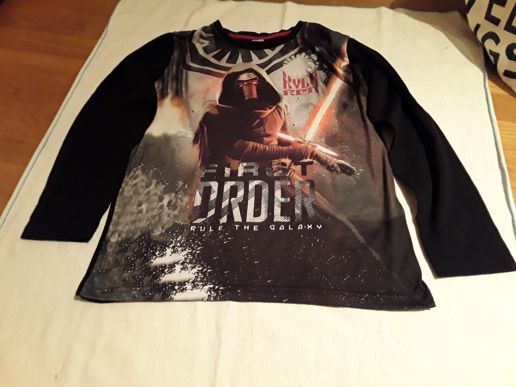 Star wars Pullover gr 152 kaufen auf Ricardo