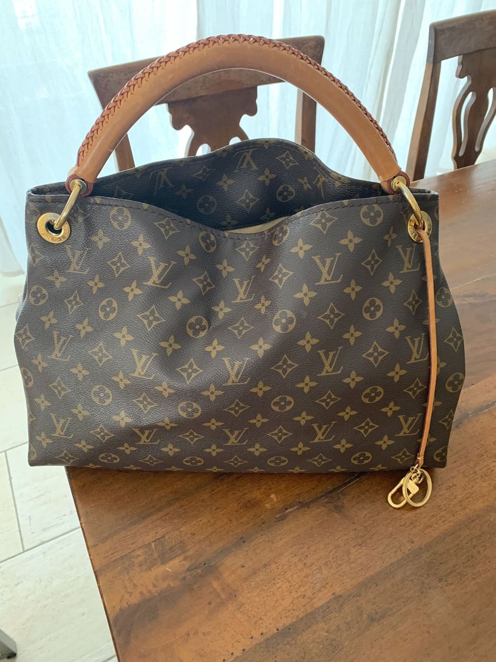 Tasche Louis Vuitton Artsy kaufen auf Ricardo