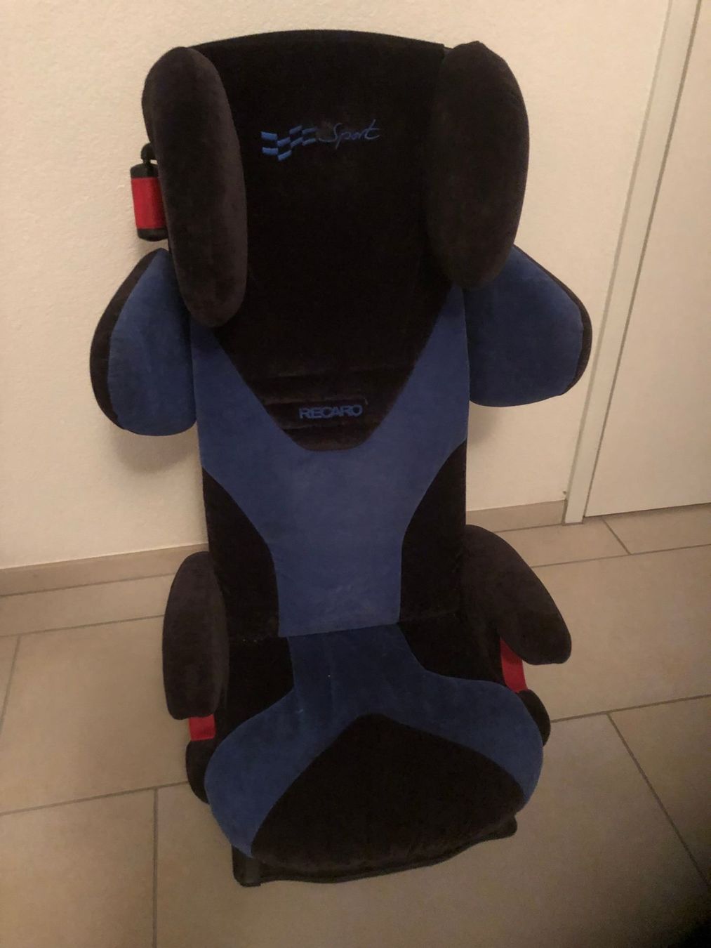 Автомобильное кресло recaro 9 36