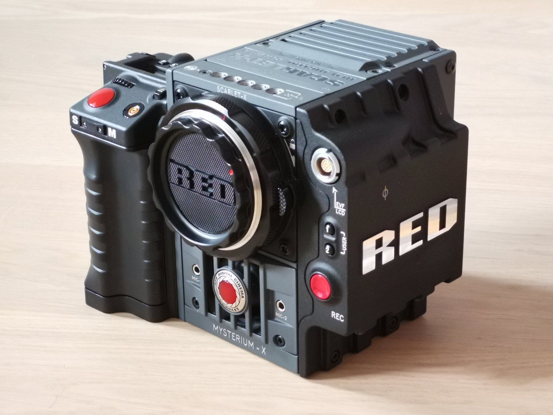 Professionelle Filmkamera RED Scarlet MX kaufen auf Ricardo